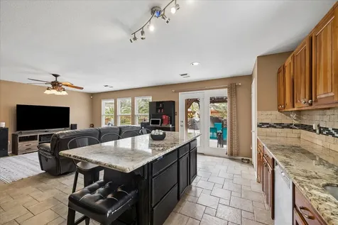 19818 Breezy Cove Court Tomball TX 77375