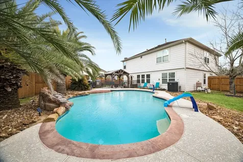 19818 Breezy Cove Court Tomball TX 77375