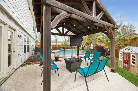 19818 Breezy Cove Court Tomball TX 77375