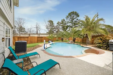 19818 Breezy Cove Court Tomball TX 77375
