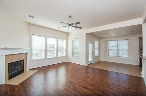 6203 Ledger Lane Missouri City TX 77459