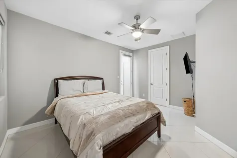 1617 Crockett Street Houston TX 77007
