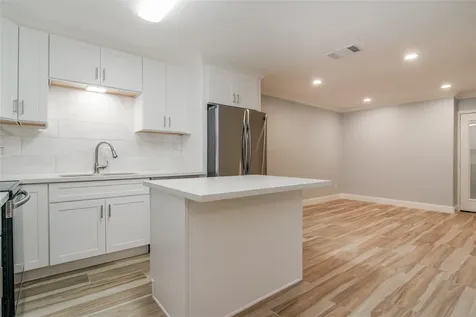 12633 Memorial Drive 243 Houston TX 77024