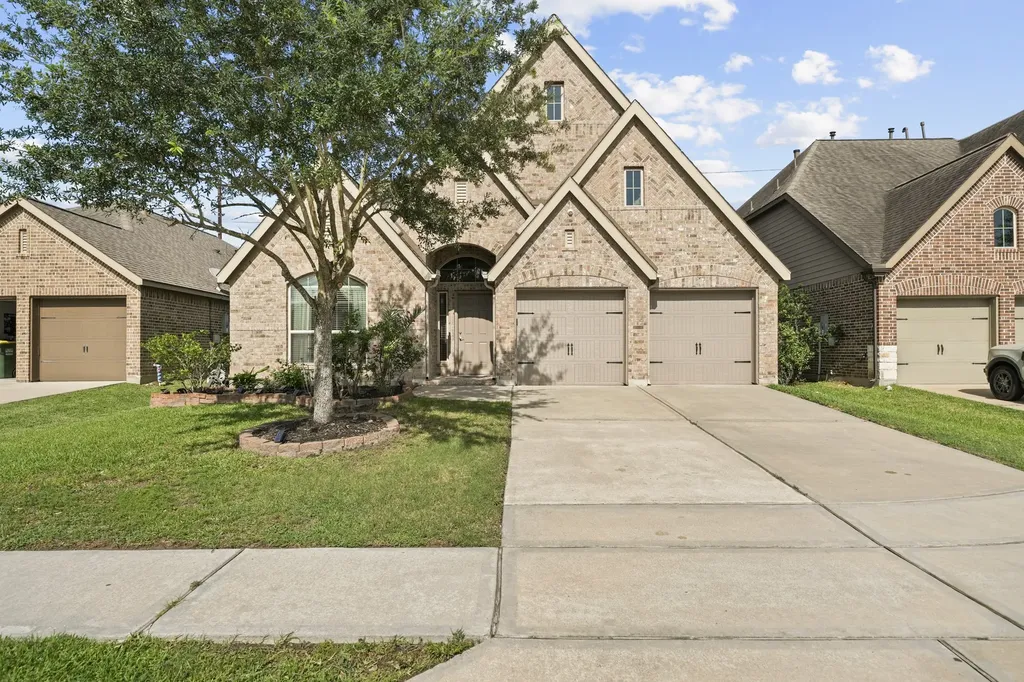 2917 Parkstone Field Lane Pearland TX 77584
