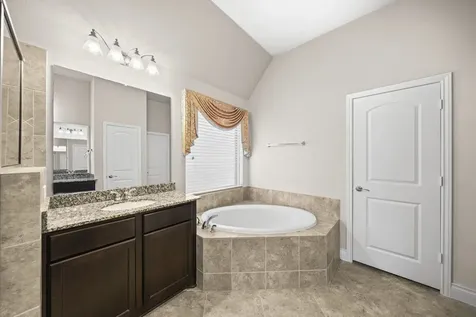 2917 Parkstone Field Lane Pearland TX 77584