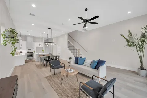 407A Sikes Street Houston TX 77018