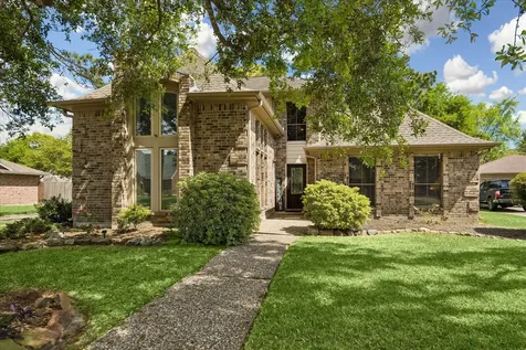 1205 Middlecreek Street Friendswood TX 77546
