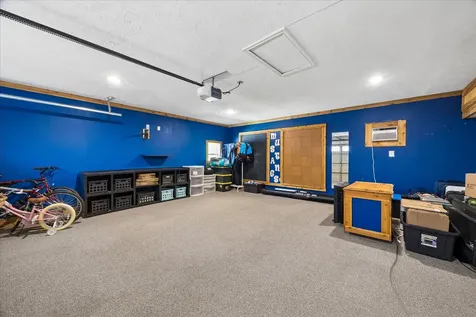 1205 Middlecreek Street Friendswood TX 77546
