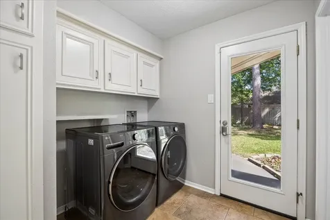 1205 Middlecreek Street Friendswood TX 77546