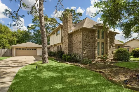 1205 Middlecreek Street Friendswood TX 77546