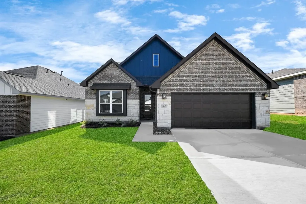 11845 Whirlaway Drive Willis TX 77318