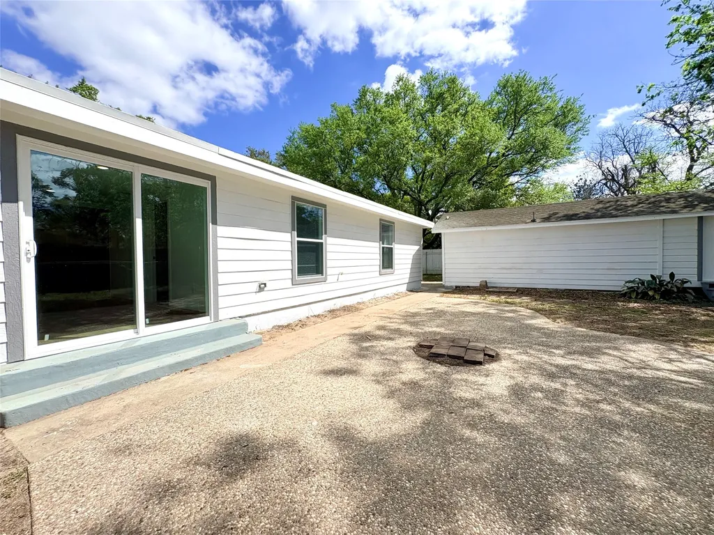 3206 Avenue K Bay City TX 77414
