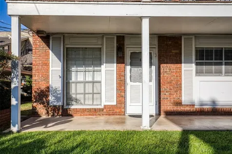 401 E Main Street 5 Brenham TX 77833