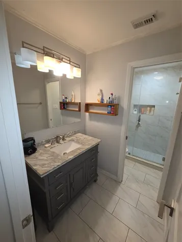 2621 Country Club Boulevard Sugar Land TX 77478