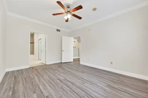 2299 Lone Star Drive 128 Sugar Land TX 77479