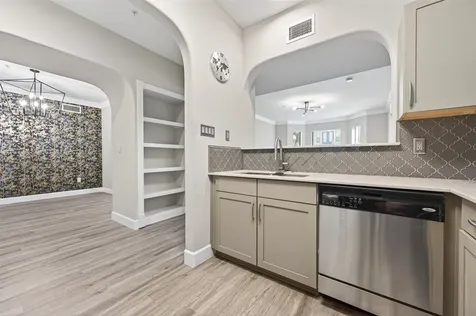 2299 Lone Star Drive 128 Sugar Land TX 77479