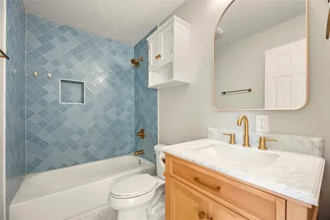 1127 Oxford Garage Apt Street Houston TX 77008