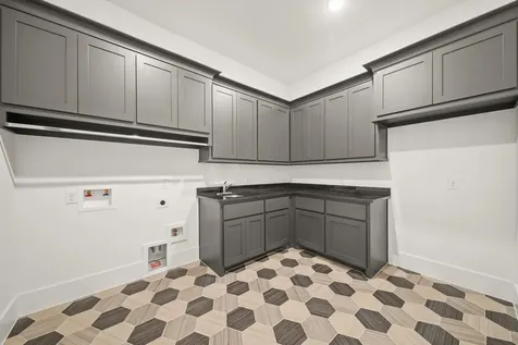41702 Lays Court Montgomery TX 77316