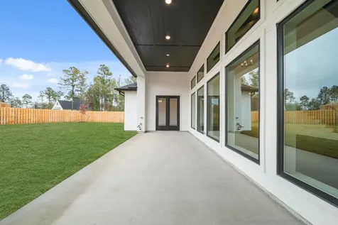 41702 Lays Court Montgomery TX 77316