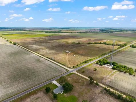 9690 Fm 1300 Road Louise TX 77455
