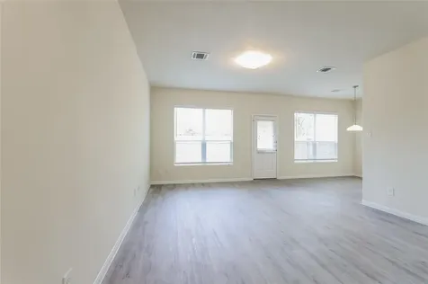 5814 Northern Oak Street Houston TX 77016