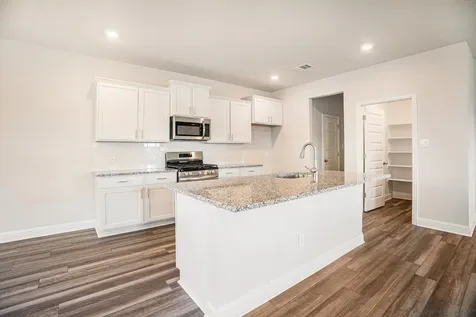 4334 W Bayou Maison Circle Dickinson TX 77539