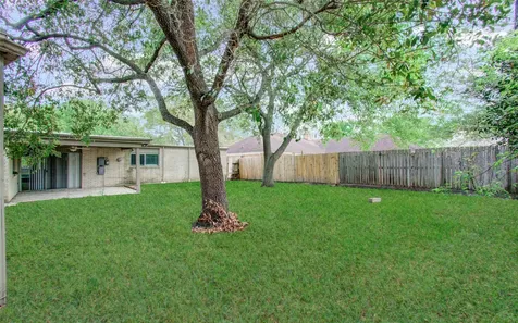 5507 Braesvalley Drive Houston TX 77096