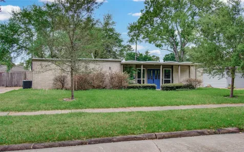 5507 Braesvalley Drive Houston TX 77096