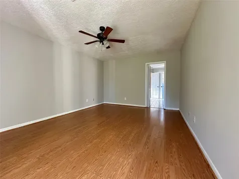 2818 Stoney Wood Drive Houston TX 77082