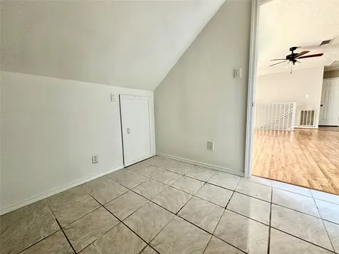 2818 Stoney Wood Drive Houston TX 77082
