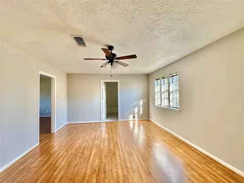 2818 Stoney Wood Drive Houston TX 77082