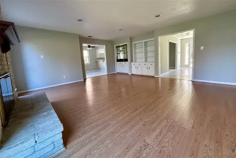 2818 Stoney Wood Drive Houston TX 77082