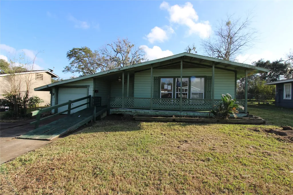 430 Winding Way Street Lake Jackson TX 77566