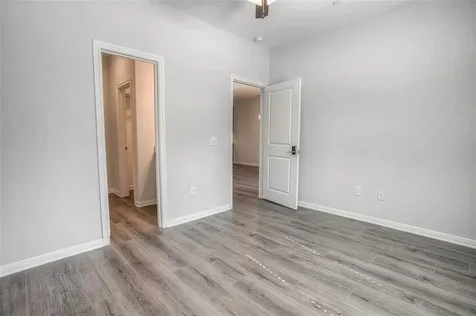 1419 Avenue N 5 Huntsville TX 77340