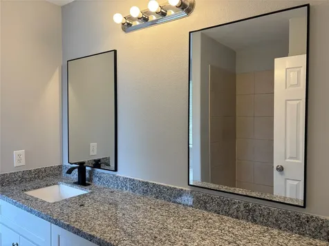13642 Rural Oak Street Houston TX 77034