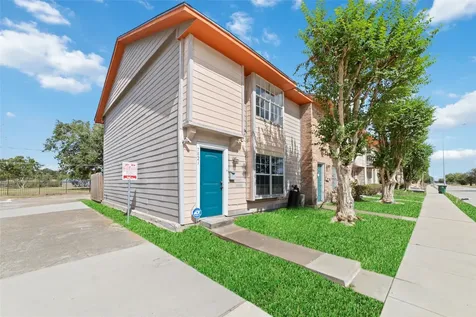 7821 Fuqua Street 7821 Houston TX 77075