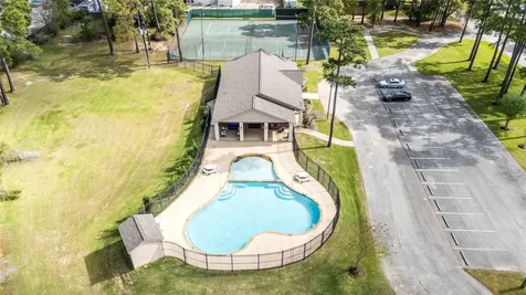 8907 W Rayford Road Tomball TX 77375