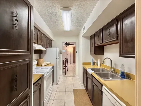11002 Hammerly Boulevard 88 Houston TX 77043