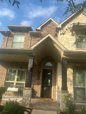 12819 Sara Beth Way N Houston TX 77089