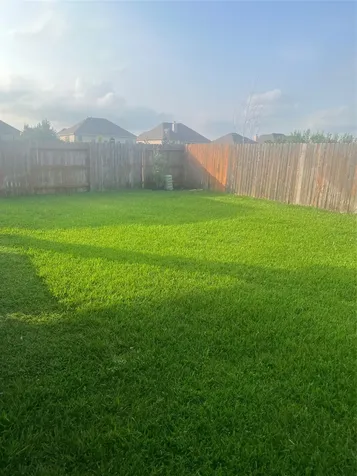 12819 Sara Beth Way N Houston TX 77089