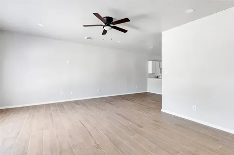 10445 Wicklowe Street 1 Houston TX 77016