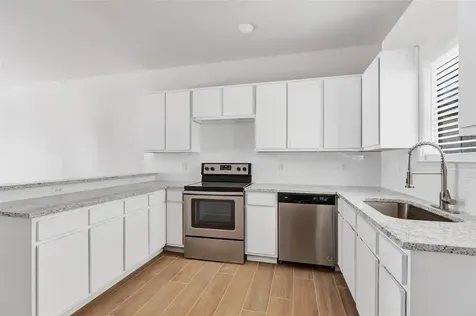 10445 Wicklowe Street 1 Houston TX 77016