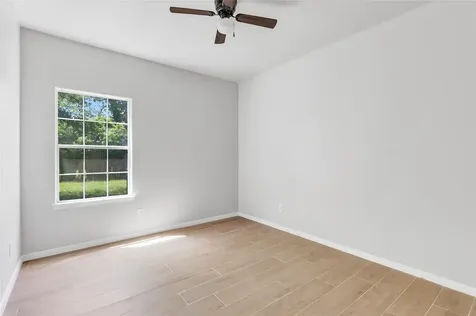 10445 Wicklowe Street 1 Houston TX 77016
