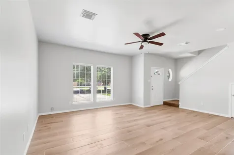 10445 Wicklowe Street 1 Houston TX 77016