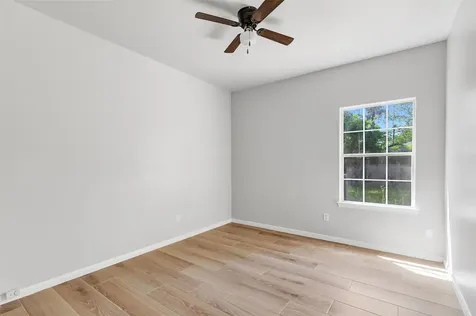 10445 Wicklowe Street 1 Houston TX 77016