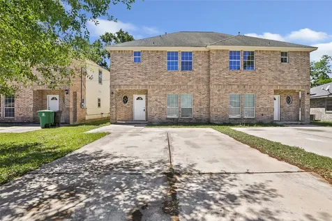 10445 Wicklowe Street 1 Houston TX 77016