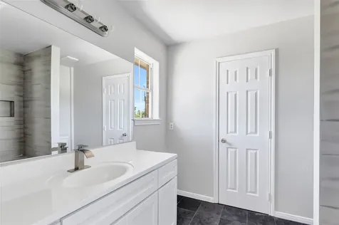 10445 Wicklowe Street 1 Houston TX 77016
