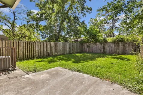 10445 Wicklowe Street 1 Houston TX 77016
