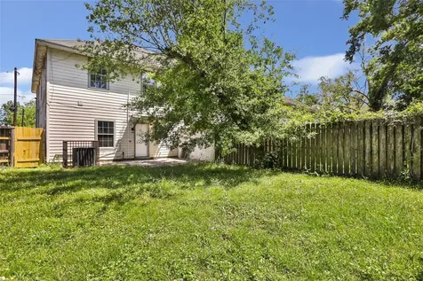 10445 Wicklowe Street 1 Houston TX 77016