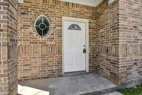 10445 Wicklowe Street 1 Houston TX 77016